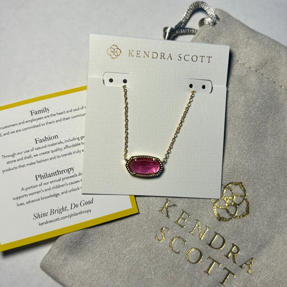 Kendra Scott Elisa Gold Pendant Necklace in Azalea Illusion